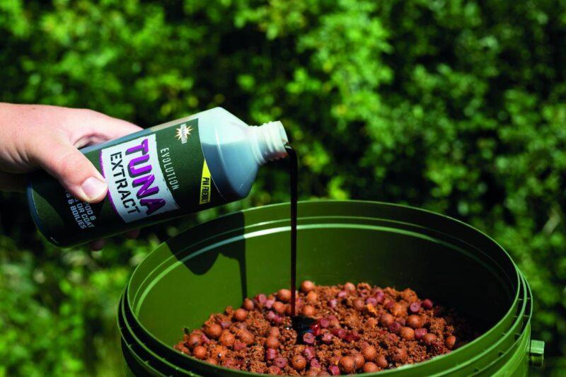 Dynamite Baits Evolution Tuna Extract Liquid 500 ml - obrazek 3