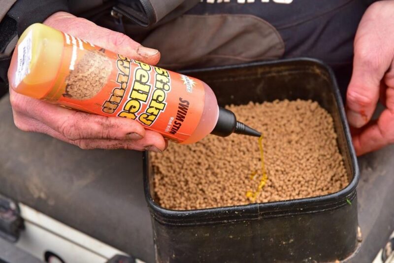 Dynamite Baits Swim Stim Sticky Pellet Syrup F1 - obrazek 2