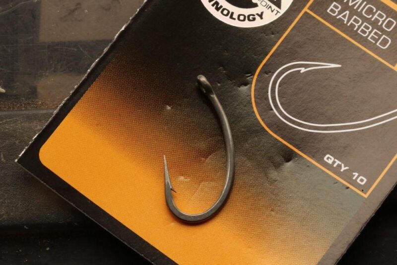 Fox Edges Armapoint Curve Shank - obrazek 2