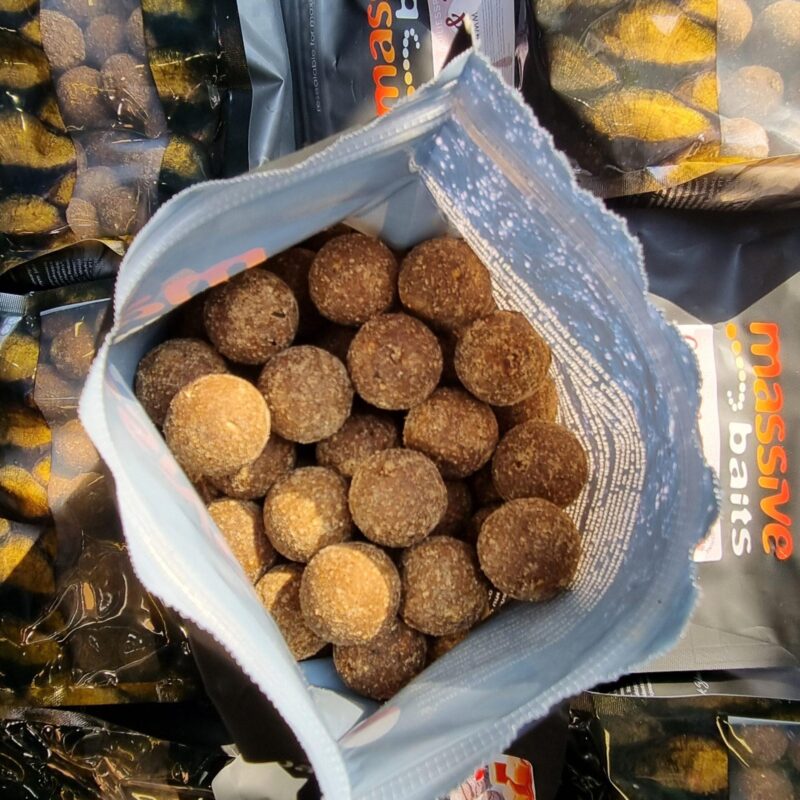 Massive Baits Coffee & Tofee Frutti Di Mare - Carpmix Limited Edition 1 kg - obrazek 2